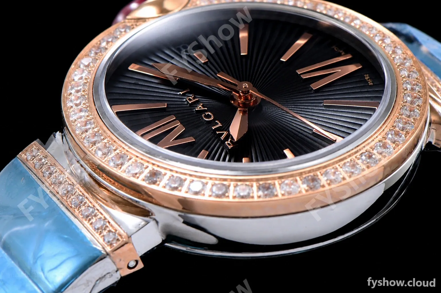 Bvlgari LVCEA Series Diamonds RG/RG TT Blk BVF Automatic/Quartz - Image 4