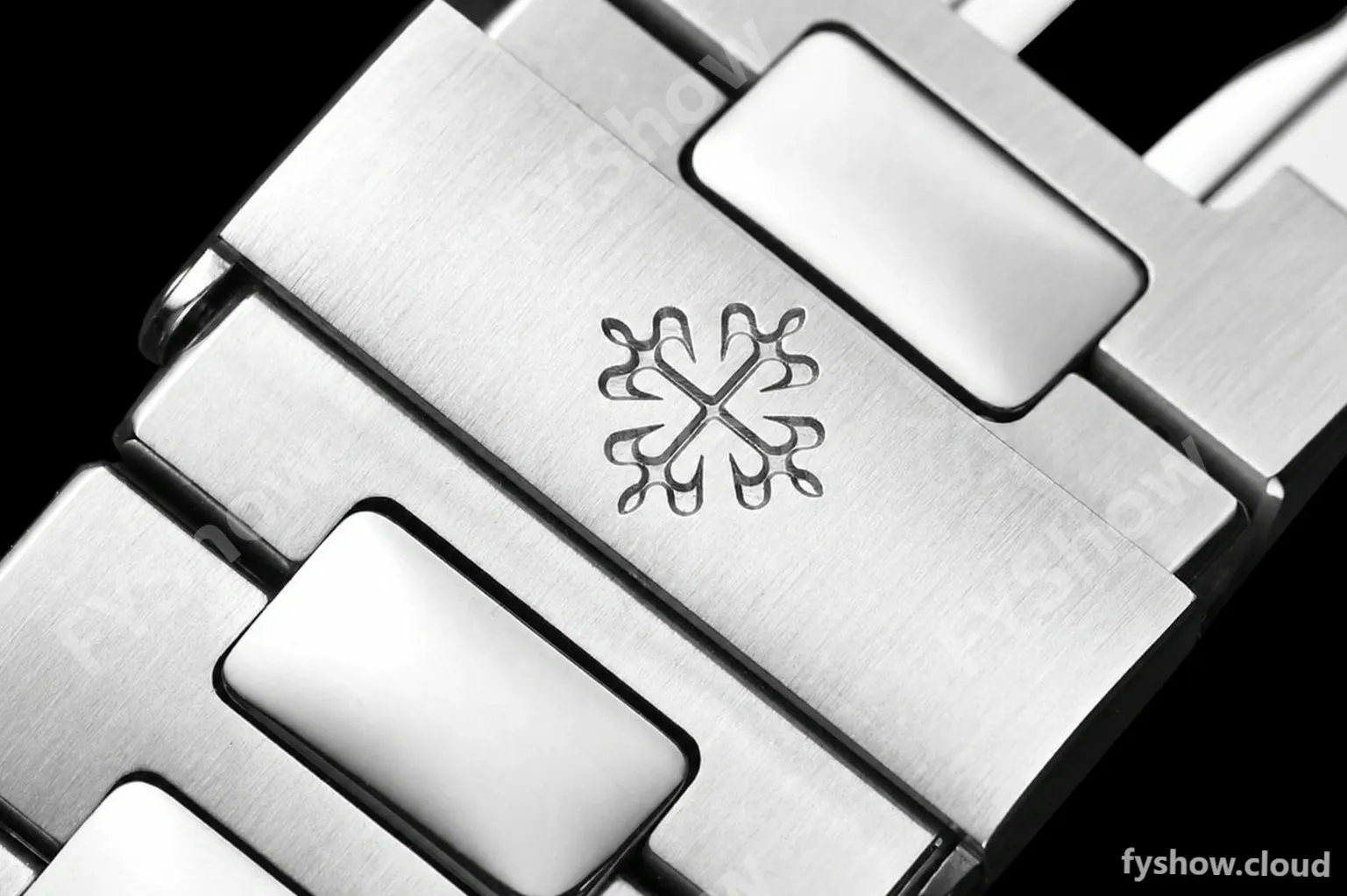 Patek Philippe - Nautilus Automatic 40mm 5711/1300A Diamond SS/SS Green PPF A324 - Image 7