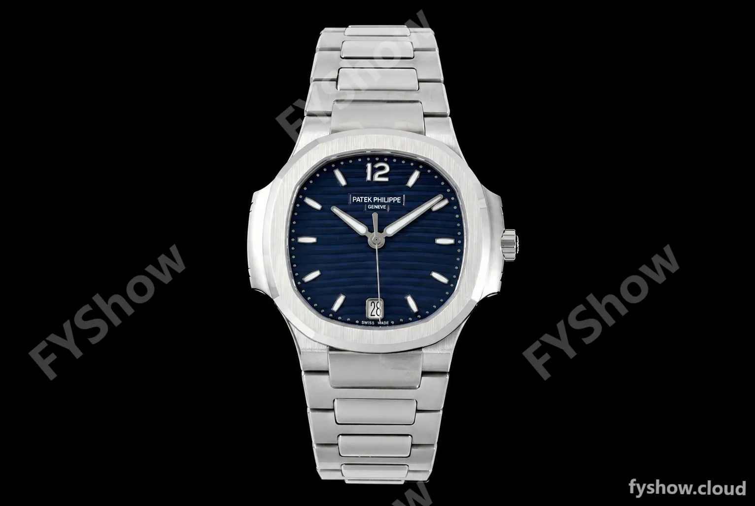 Patek Philippe - Nautilus Ladies 7118 35mm SS/SS Blue Dial 3KF DD324