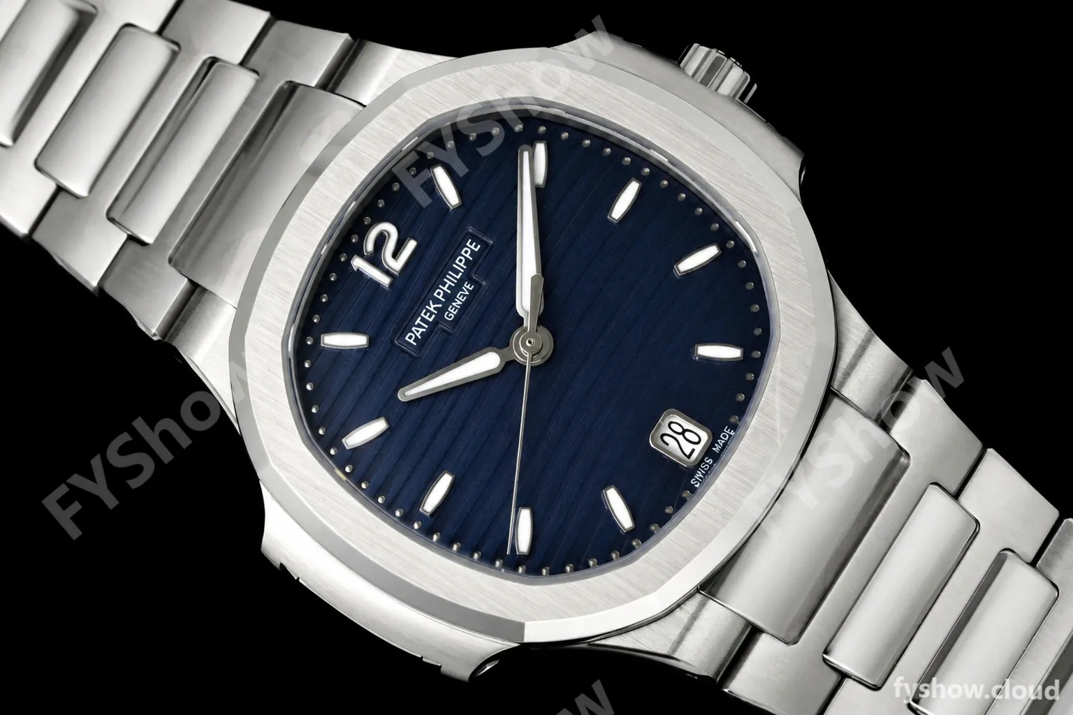 Patek Philippe - Nautilus Ladies 7118 35mm SS/SS Blue Dial 3KF DD324 - Image 4