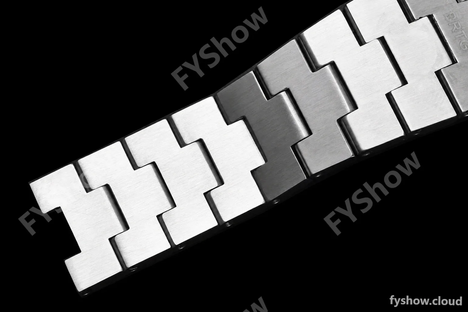 Vacheron Constantin - Overseas 47040 42mm SS/SS White PPF A1226 - Image 6