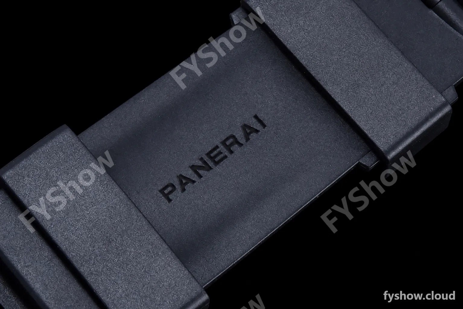 Panerai - Pam1324 Submersible GMT Carbotech CA/RU Car VSF P9011 - Image 20