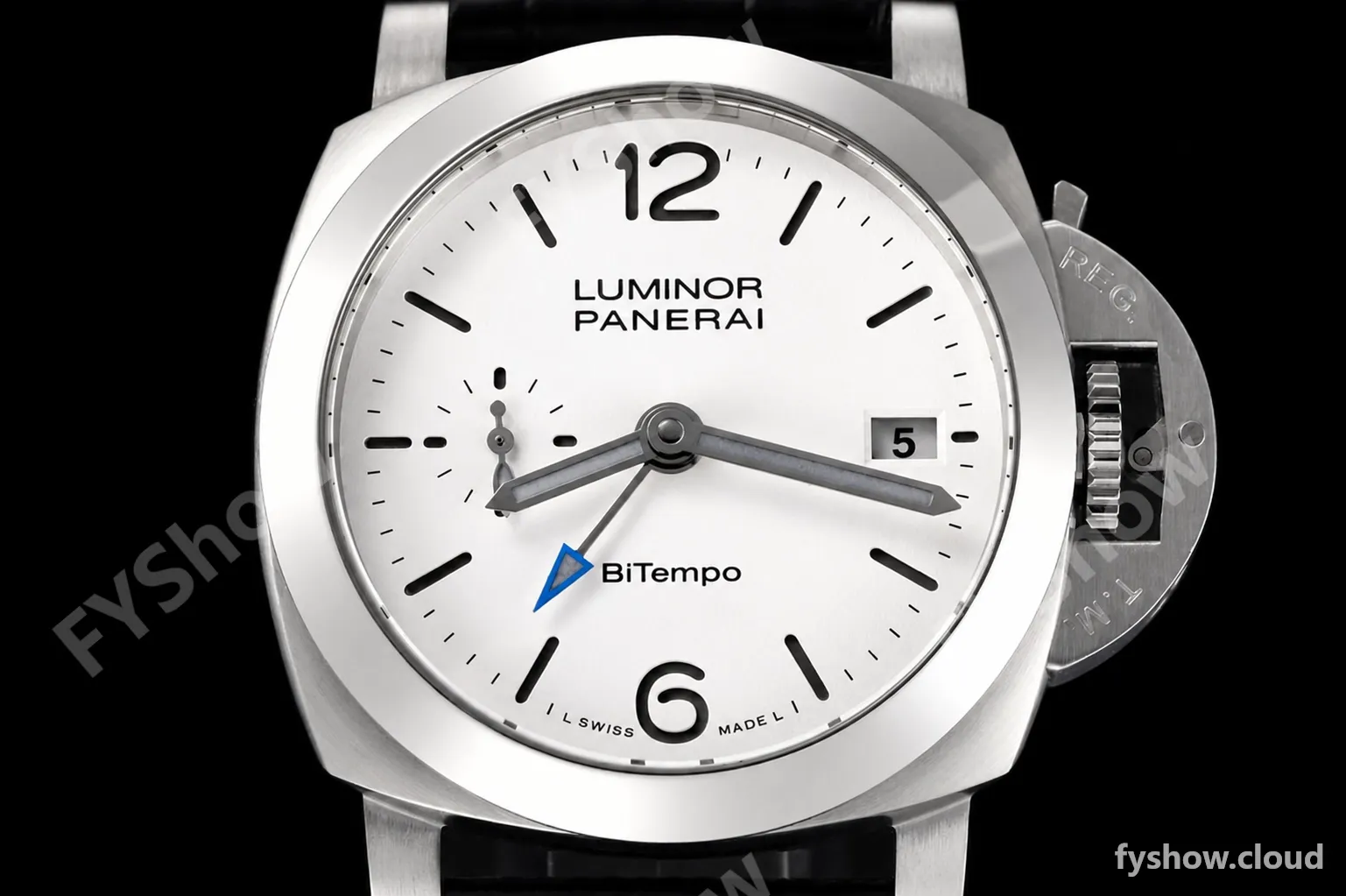 Panerai - PAM1367 Luminor Quaranta BiTempo GMT 40mm SS/LE White VSF P900 - Image 32