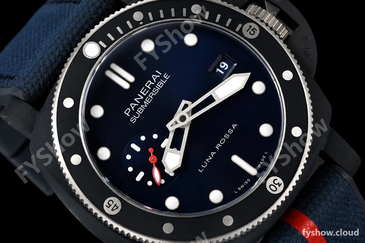 Panerai - PAM1466 Submersible QuarantaQuattro Luna Rossa 44mm CER/RU Blue VSF P900 - Image 4