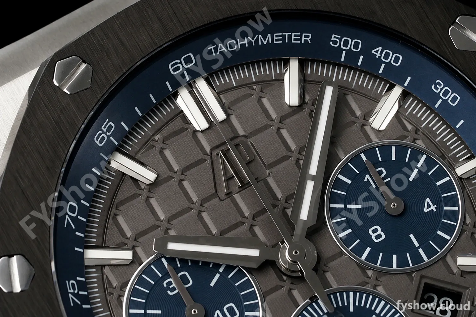 Audemars Piguet - AP ROO Chronograph 26420 SS/RU Grey/Black APF 7750 MOD - Image 5