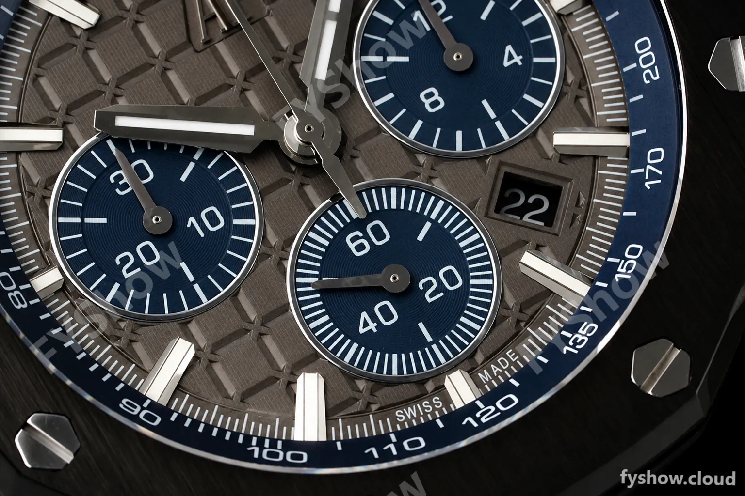 Audemars Piguet - AP ROO Chronograph 26420 SS/RU Grey/Black APF 7750 MOD - Image 7
