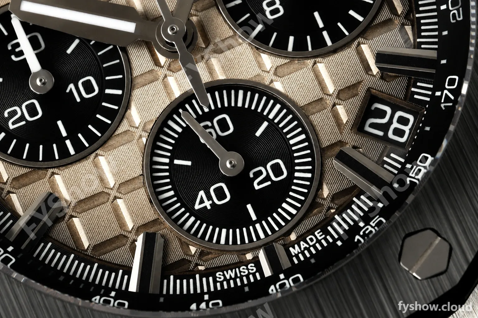 Audemars Piguet - Royal Oak Offshore 26420SO 43mm SS/CER/RU Brn/Blk DDF DD4401 - Image 10