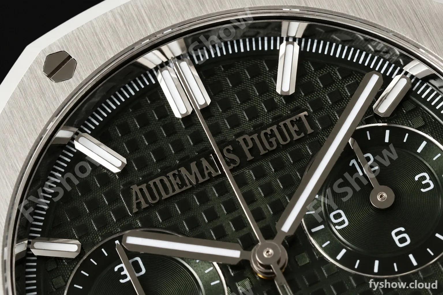 Audemars Piguet - Royal Oak 26240ST 41mm SS/SS Green Dial ZF DD4401 Free Sprung - Image 2