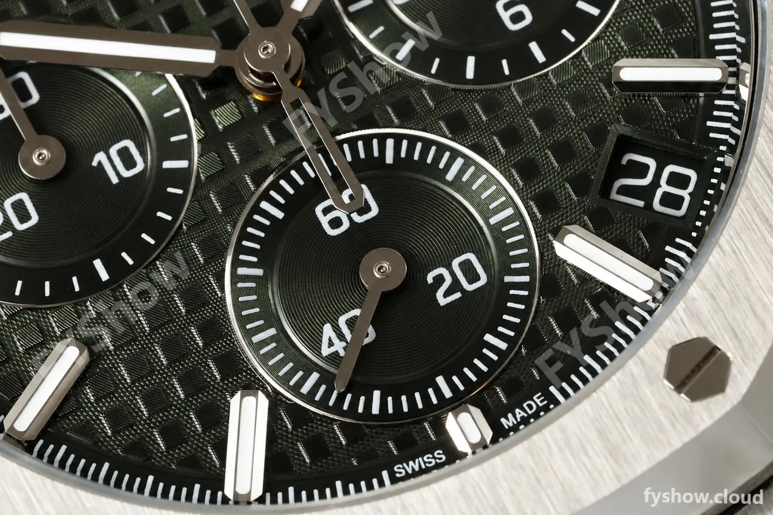 Audemars Piguet - Royal Oak 26240ST 41mm SS/SS Green Dial ZF DD4401 Free Sprung - Image 3