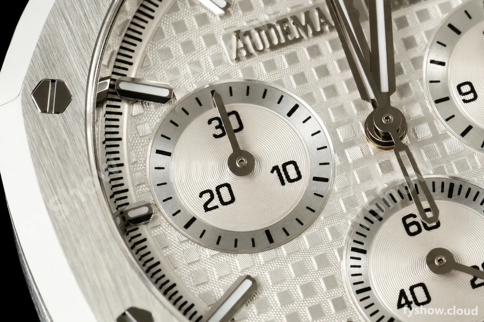 Audemars Piguet - Royal Oak 26240ST 41mm SS/SS White Dial ZF DD4401 Free Sprung