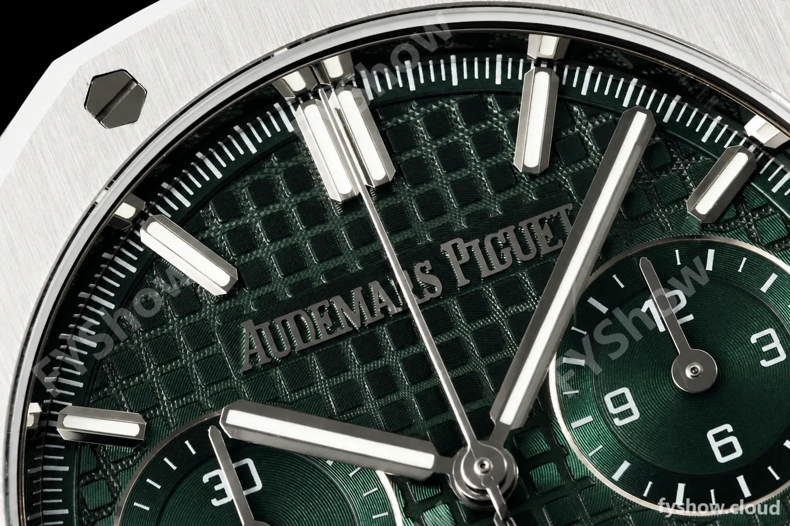 Audemars Piguet - Royal Oak 26240ST 50th Anniversary 41mm SS/SS Green SWF Dial DDF DD4401 - Image 22