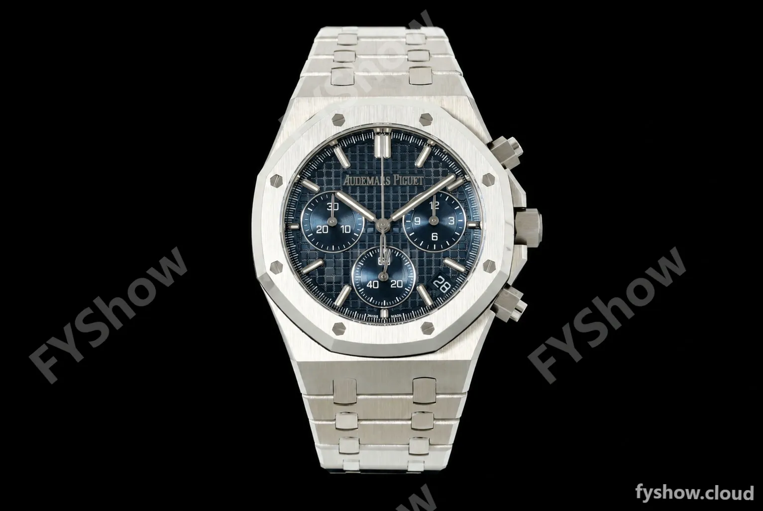 Audemars Piguet - Royal Oak 26240ST 50th Anniversary 41mm SS/SS Blue SWF Dial DDF DD4401