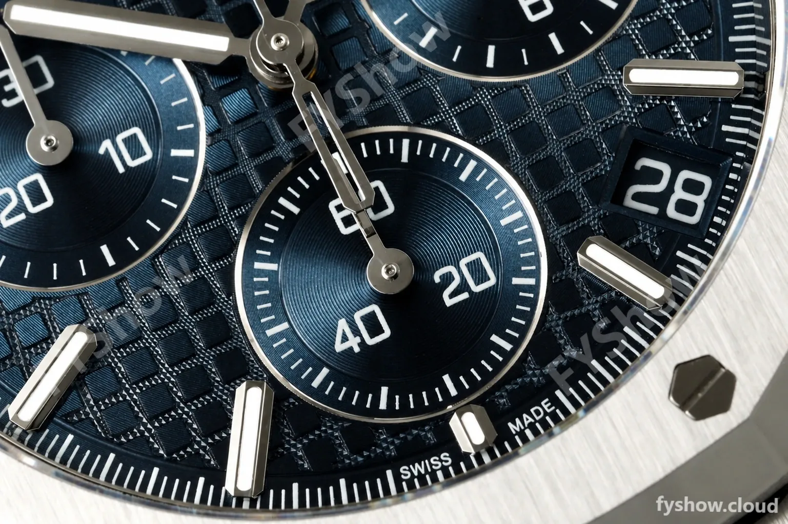 Audemars Piguet - Royal Oak 26240ST 50th Anniversary 41mm SS/SS Blue SWF Dial DDF DD4401 - Image 21