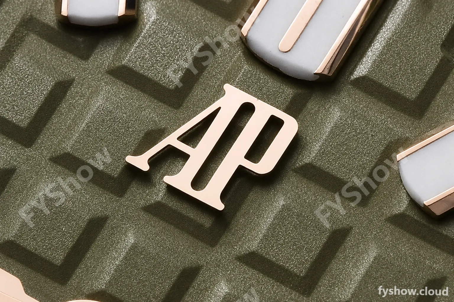 Audemars Piguet - Royal Oak Offshore Diver 15720 SS/RU Green ZF A4308 - Image 10