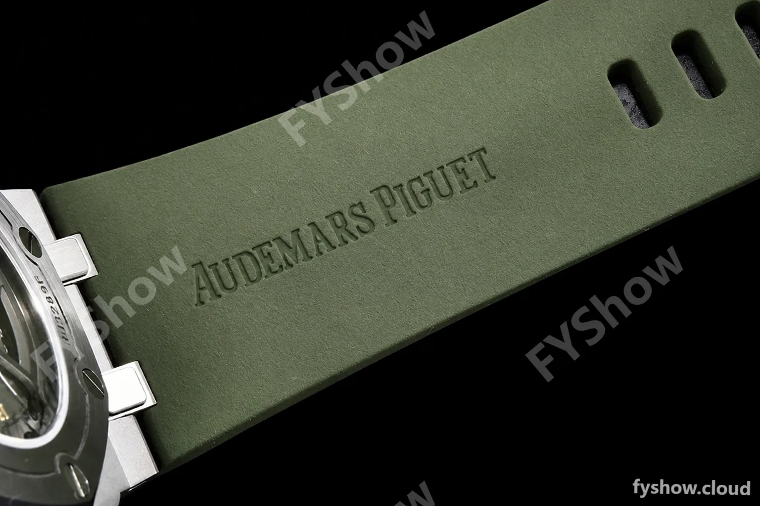 Audemars Piguet - Royal Oak Offshore Diver 15720 SS/RU Green ZF A4308 - Image 16