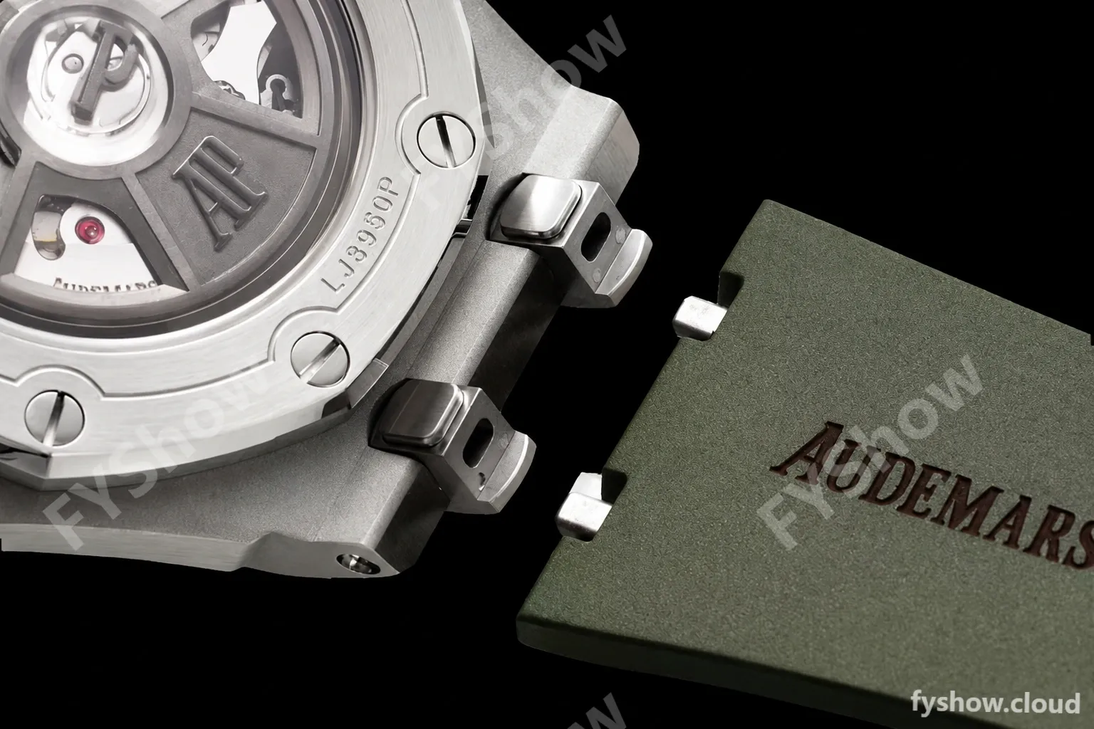 Audemars Piguet - Royal Oak Diver 15720ST 42mm SS/RU Green APF A4308 - Image 3