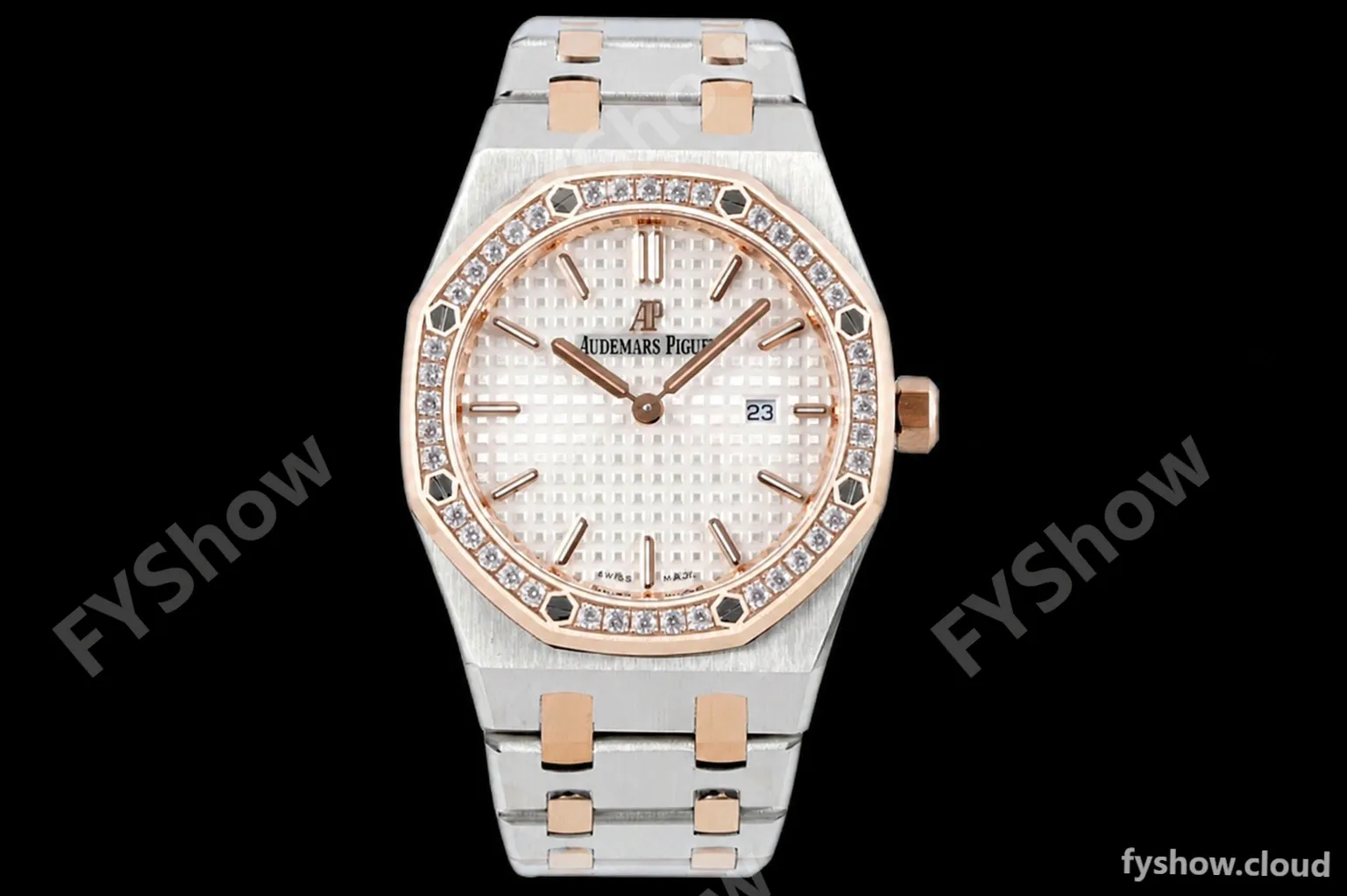 Audemars Piguet - Royal Oak Ladies 67651SR 33mm Dia RG/SS Wht/Stk ZF Swiss Qtz
