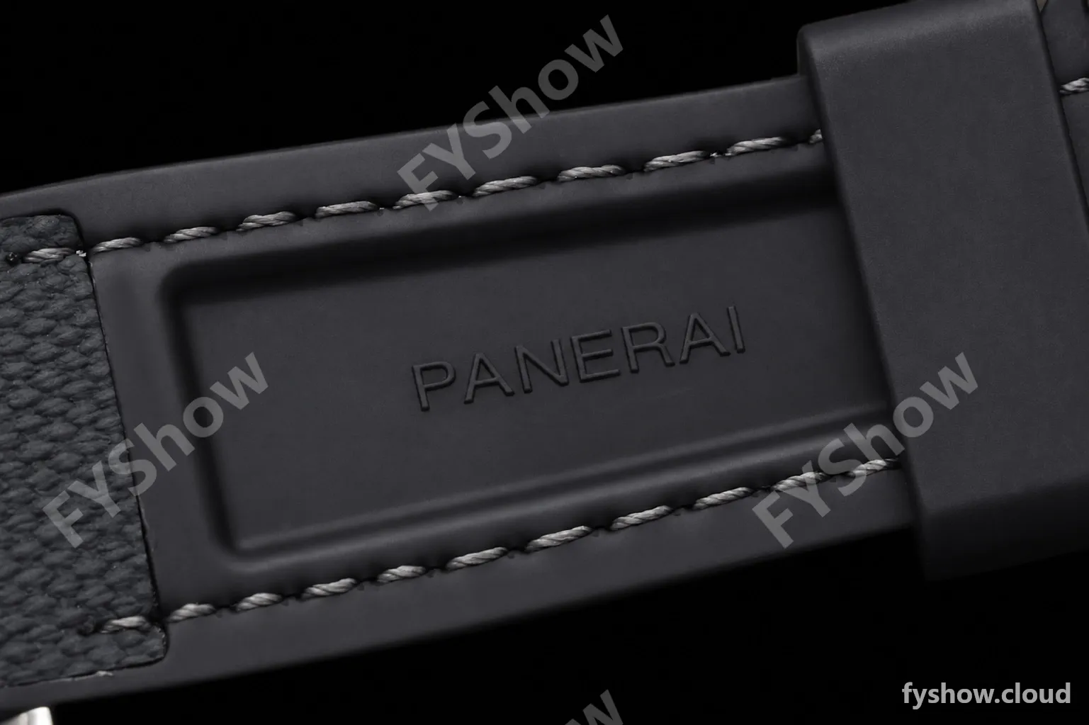 Panerai - PAM1579 Submersible Luna Rossa 42mm SS/RU White VSF P900 - Image 21