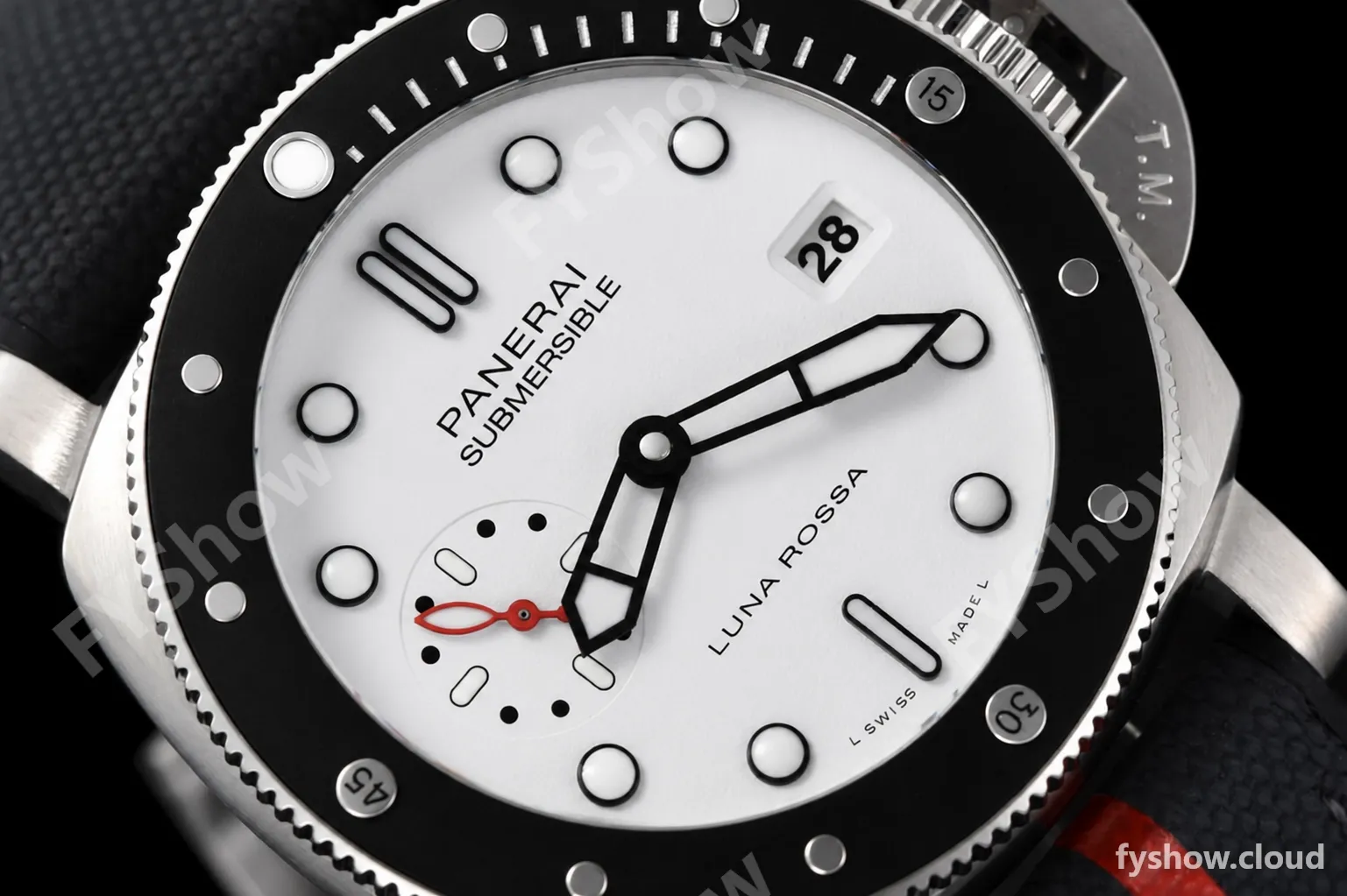 Panerai - PAM1579 Submersible Luna Rossa 42mm SS/RU White VSF P900 - Image 8