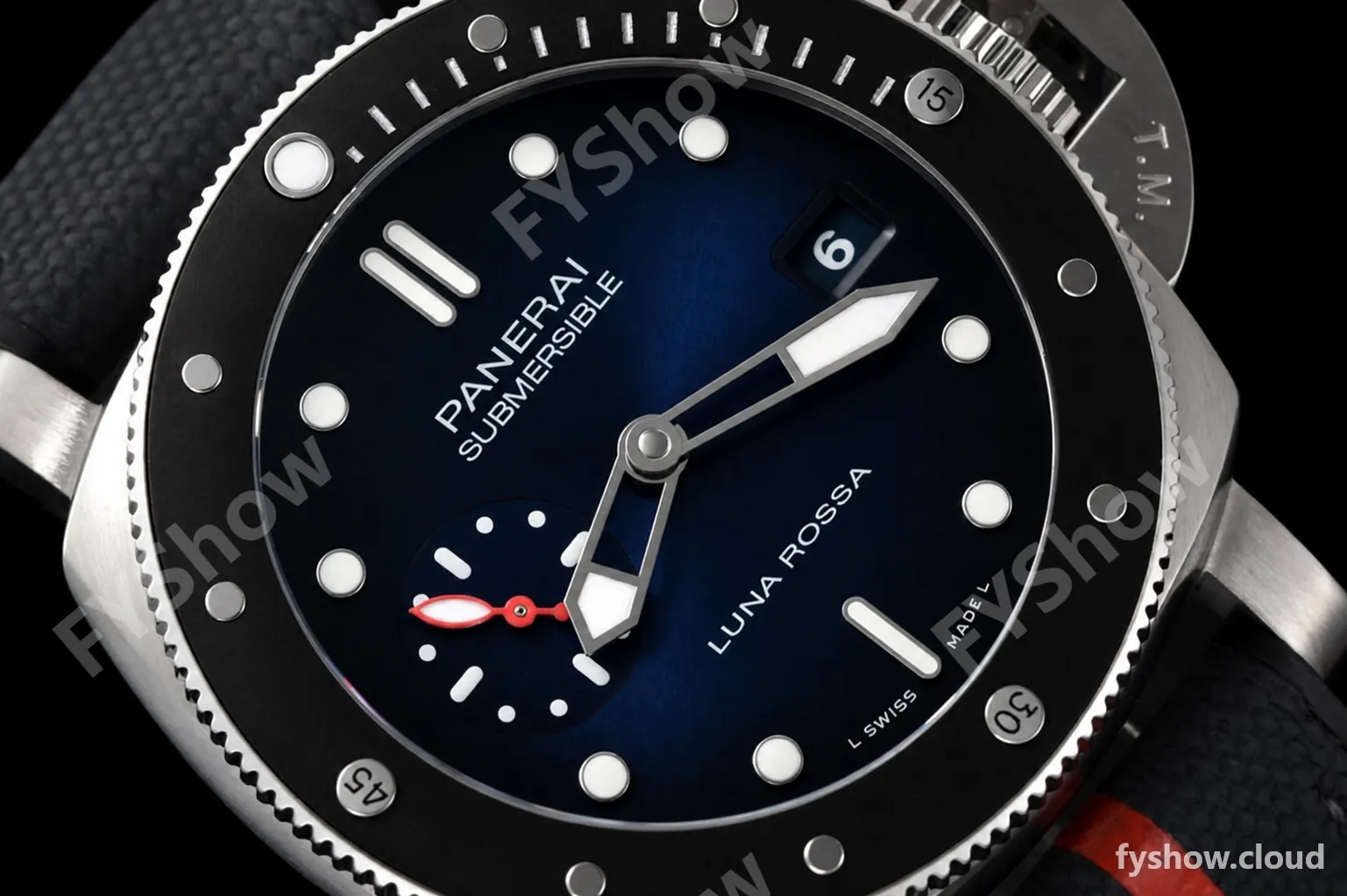 Panerai - PAM1565 Submersible Luna Rossa 42mm SS/RU Blue VSF P900 - Image 4