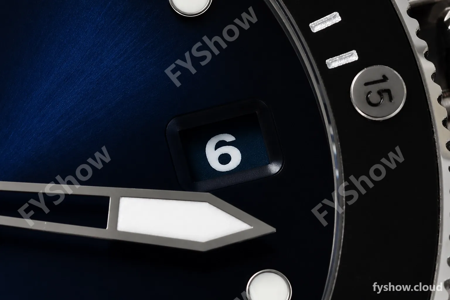 Panerai - PAM1565 Submersible Luna Rossa 42mm SS/RU Blue VSF P900 - Image 8