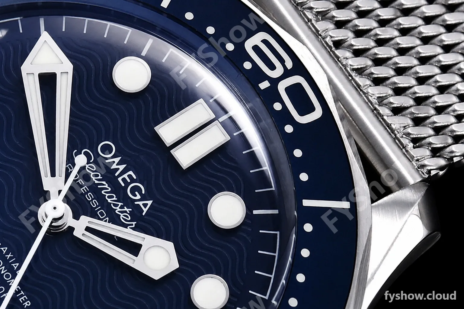 Omega - Seamaster 300 James Bond 60th Anni SS/SS VSF A8806 - Image 5